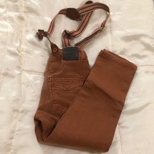 🔥🔥Best Band Straight pants with suspenders.